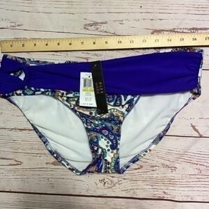 Alex Marie NWT Paisley Retro swim bottom s…